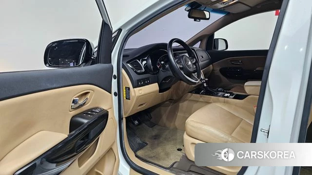 Kia All New Carnival id 4435864 из Кореи 29