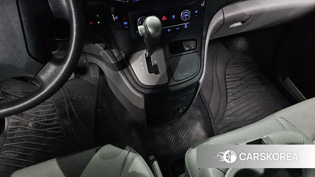 Hyundai The New Grand Starex id 3474769 из Кореи 19