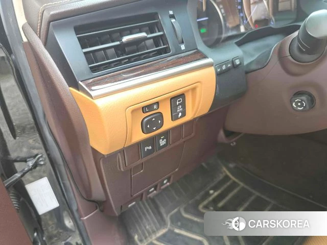 Lexus New ES300h id 4765551 из Кореи 19