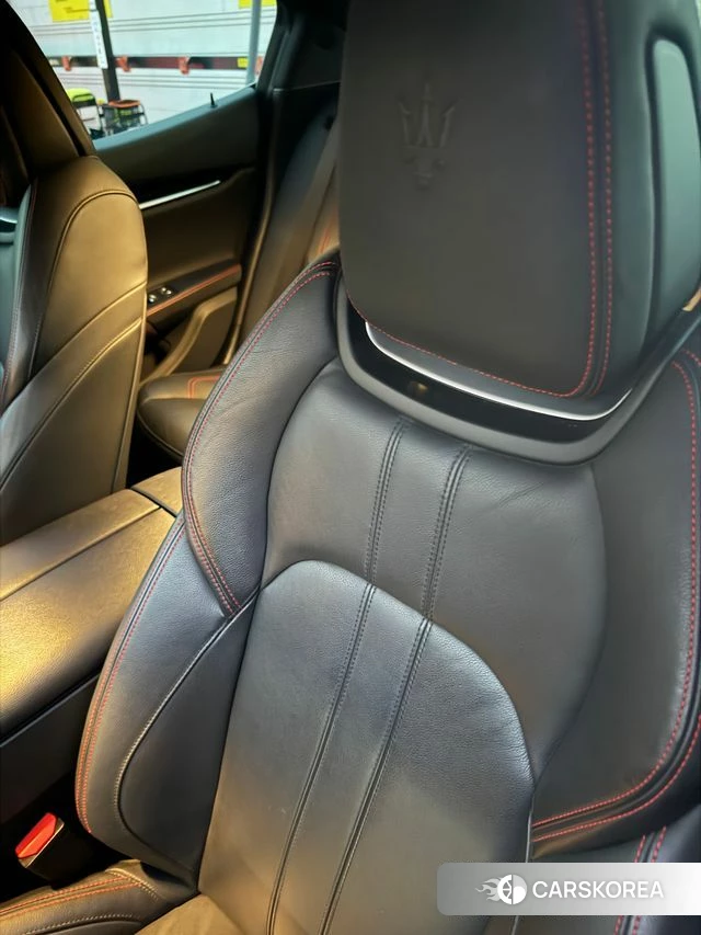 Maserati Ghibli id 4486763 из Кореи 10