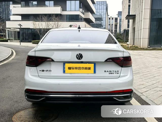 Volkswagen Sagitar id 4307154 из Китая 17
