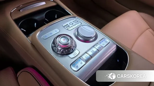 Genesis G90 (RS4) id 3701528 из Кореи 19