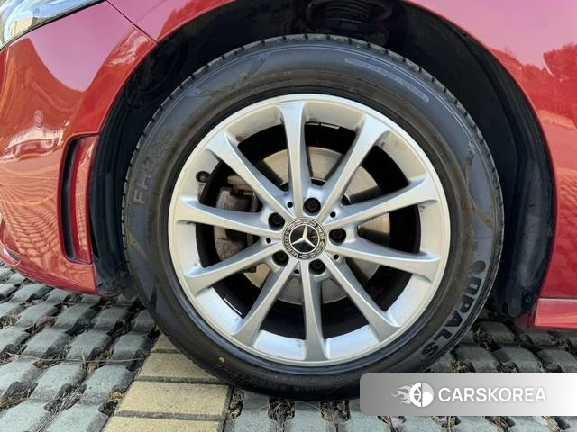 Mercedes-Benz Class A id 4278527 из Китая 32
