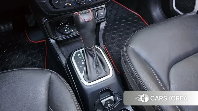 Jeep Renegade id 3429365 из Кореи 19