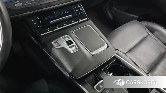 Hyundai The New Grandeur IG id 3747418 из Кореи 19