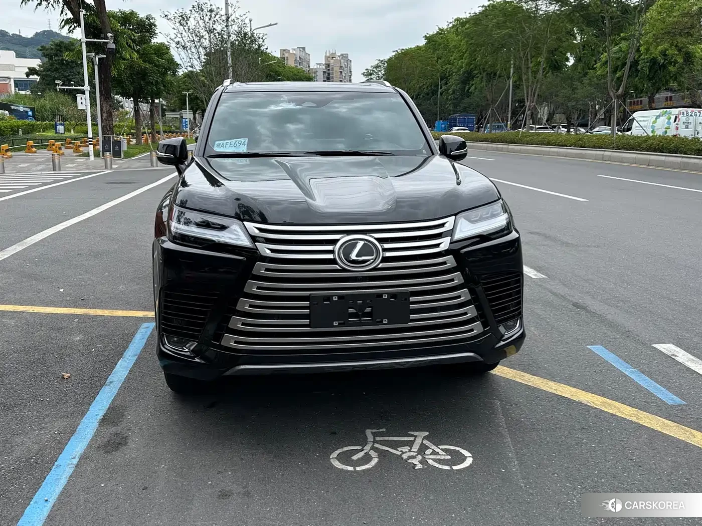 Lexus LX id 4538656 из Китая 11