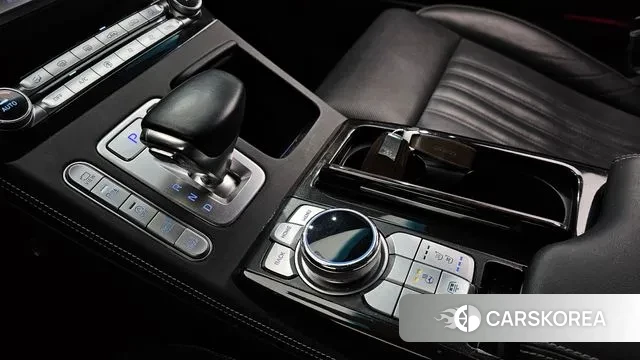 Genesis G90 id 3772609 из Кореи 19