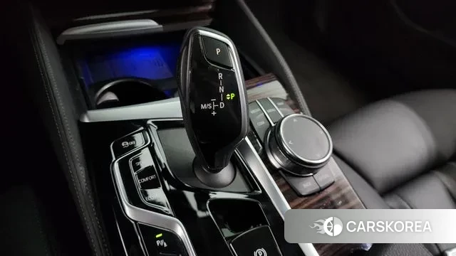 BMW 5 Series (G30) id 3251765 из Кореи 19