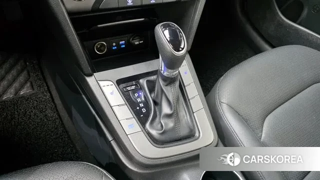 Hyundai Avante AD id 3034260 из Кореи 19