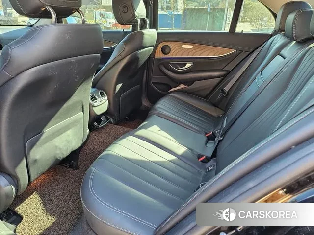 Mercedes-Benz E-Class W213 id 3723030 из Кореи 19