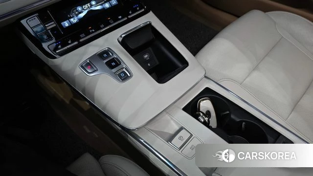 Hyundai The New Grandeur IG id 4324532 из Кореи 29