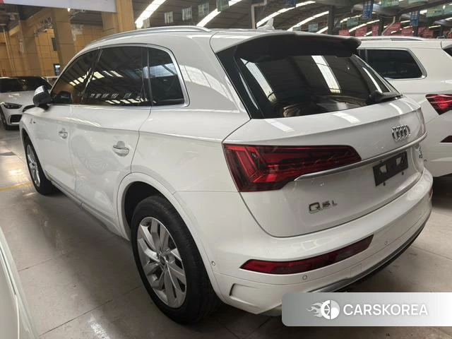 Audi Q5L id 4353041 из Китая 9