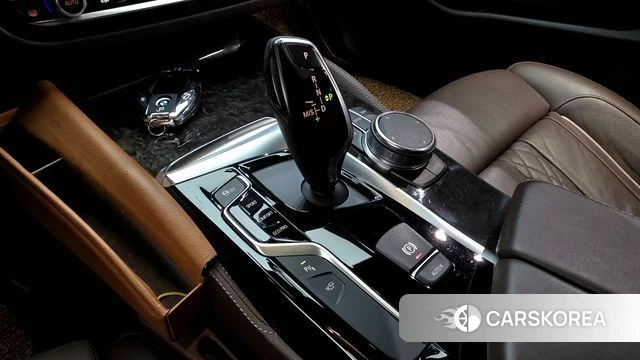 BMW 5 Series (G30) id 4856470 из Кореи 19