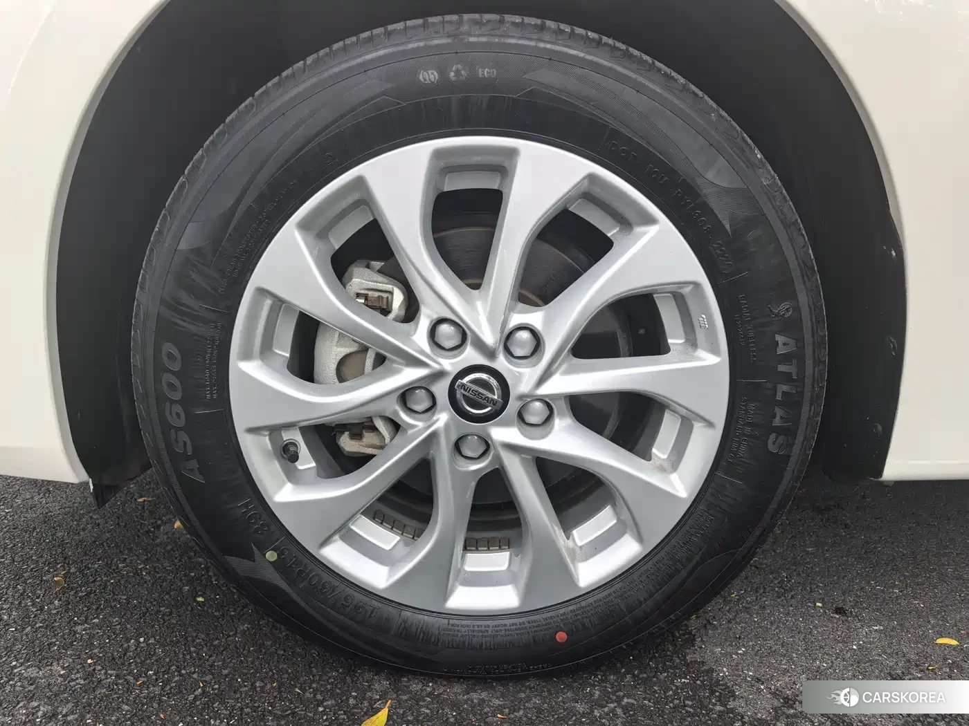 Nissan Xuan Yi id 4512968 из Китая 13
