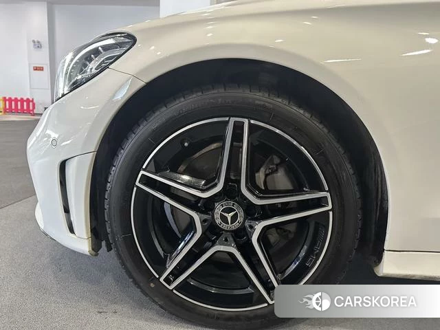 Mercedes-Benz Class C id 4333225 из Китая 19
