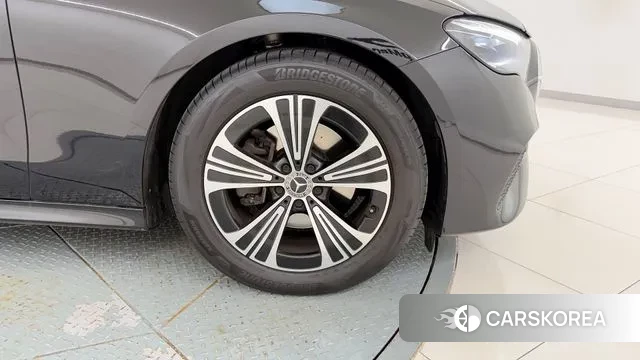 Mercedes-Benz E-Class W214 id 3523204 из Кореи 19