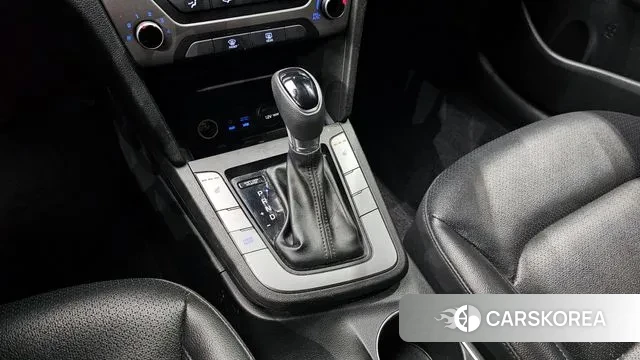 Hyundai Avante AD id 3547553 из Кореи 19