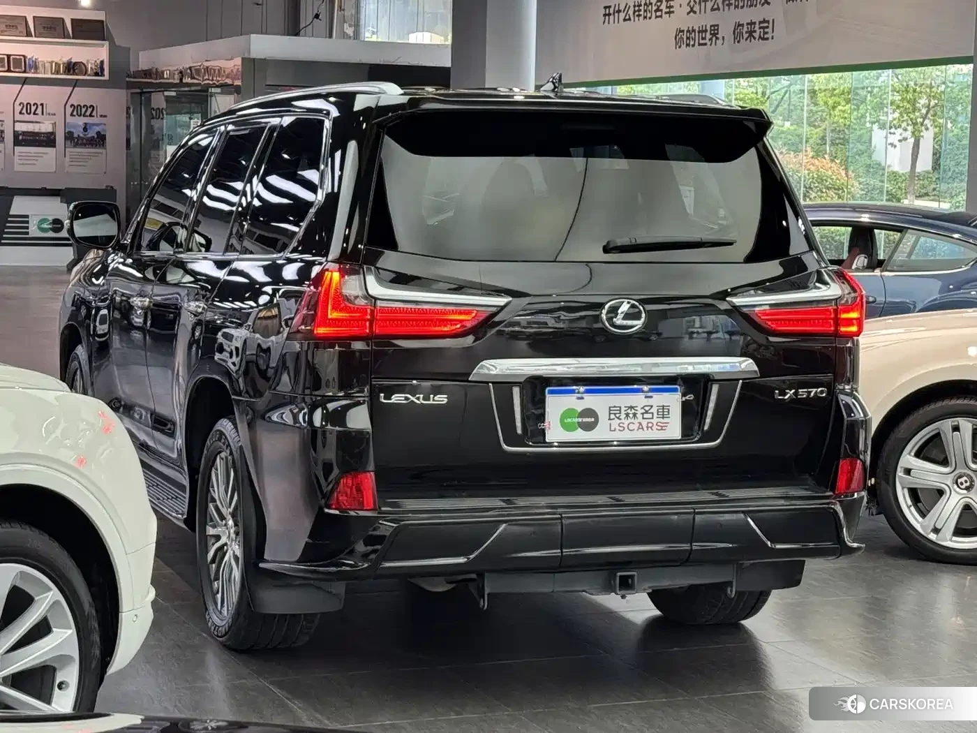 Lexus LX id 4622682 из Китая 16