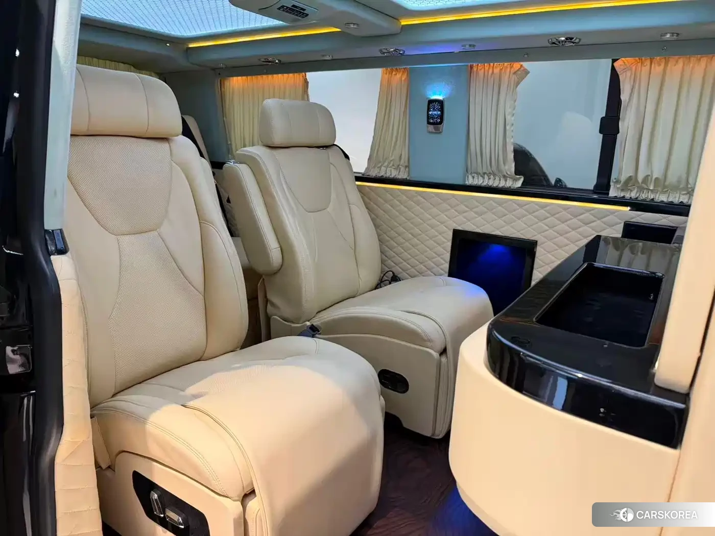 Volkswagen Caravelle id 4628423 из Китая 14