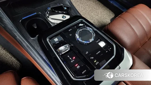 BMW 7 Series (G70) id 3305165 из Кореи 19