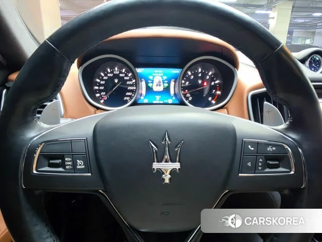 Maserati Ghibli id 4760007 из Кореи 19