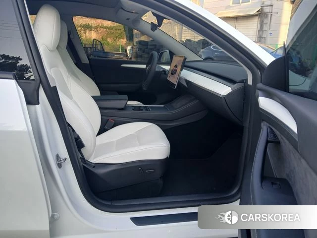 Tesla Model Y id 4414536 из Кореи 19