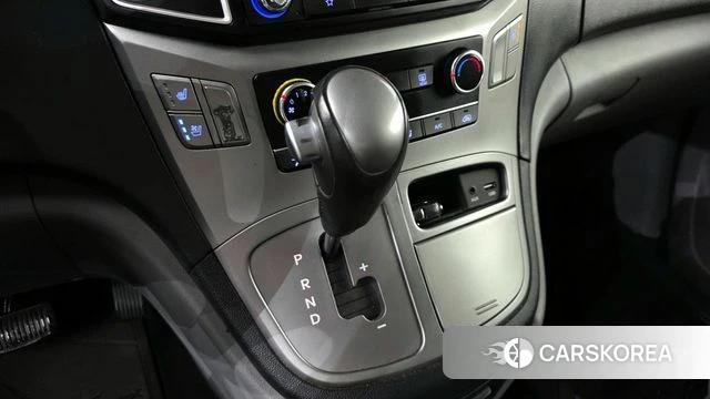 Hyundai The New Grand Starex id 4356722 из Кореи 19