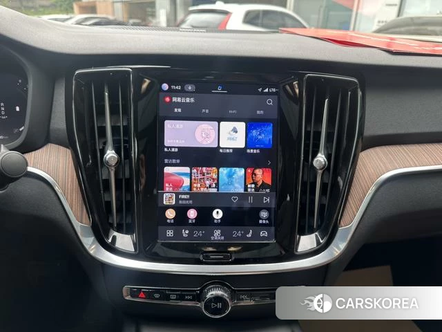 Volvo S60 id 3908622 из Китая 22