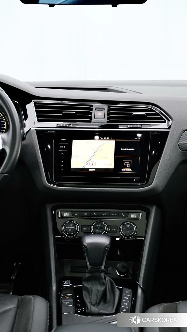 Volkswagen Tiguan L id 4265533 из Китая 12