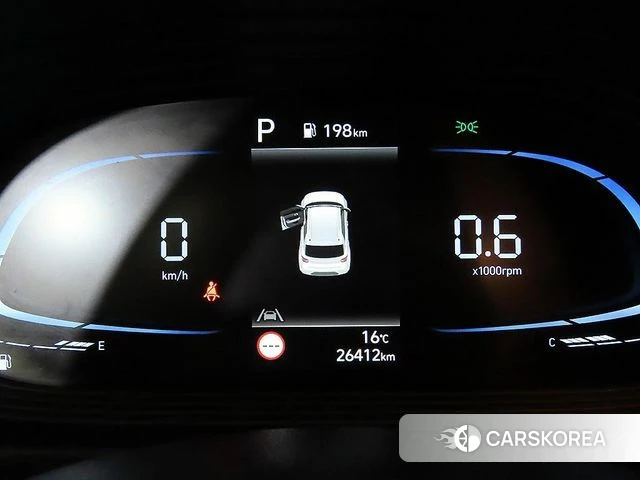 Hyundai Venue id 4302931 из Кореи 19