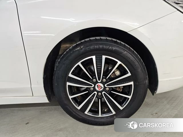 Roewe Ei5 id 4222401 из Китая 22