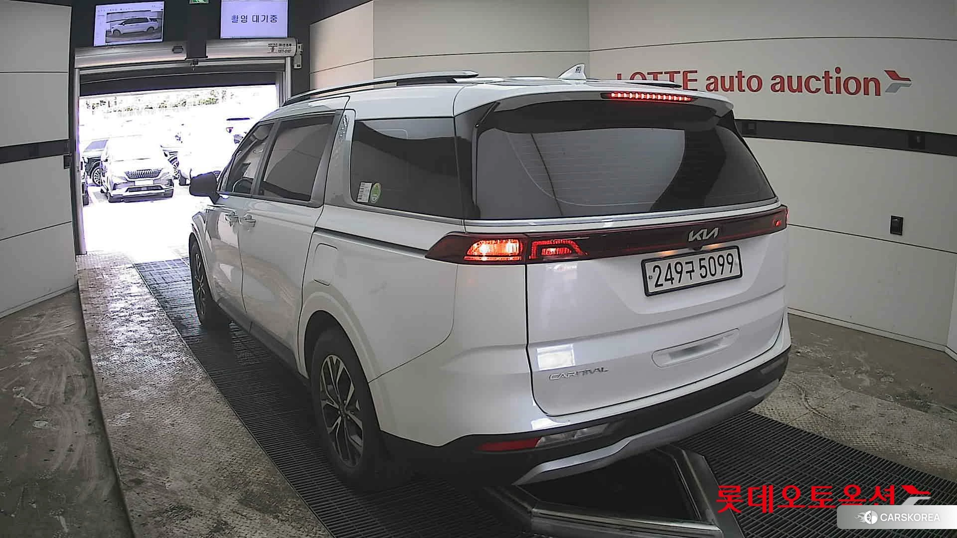 Kia Carnival id 3869412 из Кореи 37