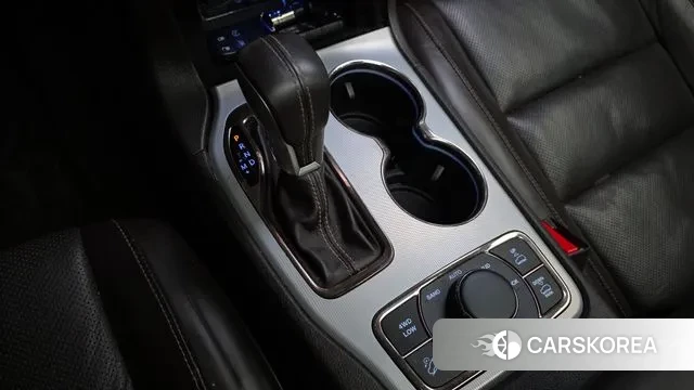 Jeep Grand Cherokee id 3761088 из Кореи 19