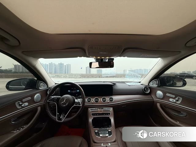 Mercedes-Benz E-class id 3927148 из Китая 9
