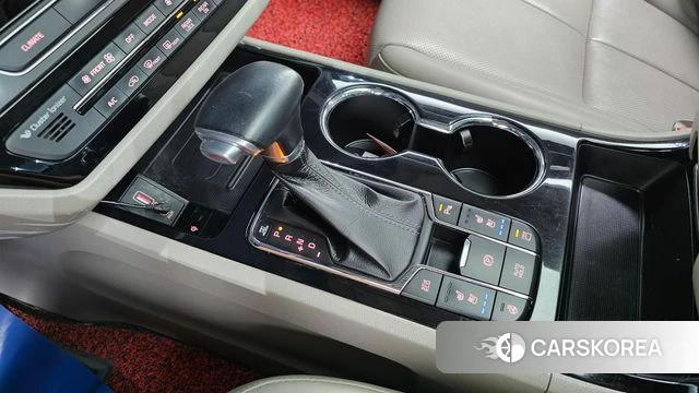 Kia The New Carnival id 4837275 из Кореи 32