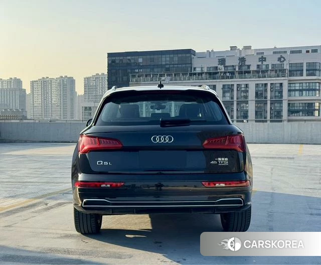 Audi Q5L id 4212645 из Китая 12