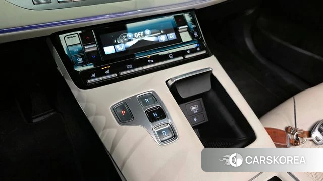 Hyundai The New Grandeur IG id 3799391 из Кореи 19