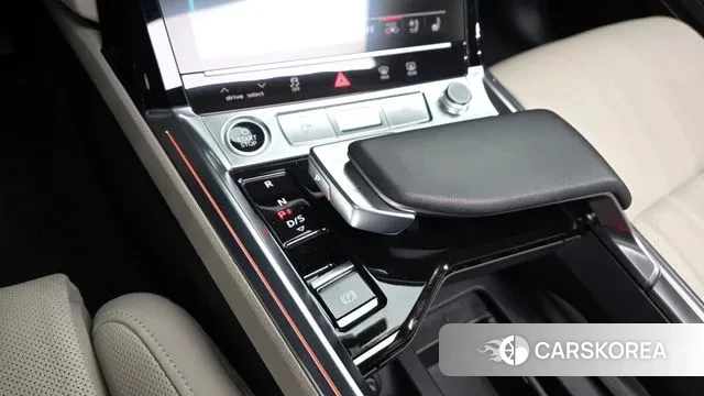 Audi e-Tron id 3701155 из Кореи 19