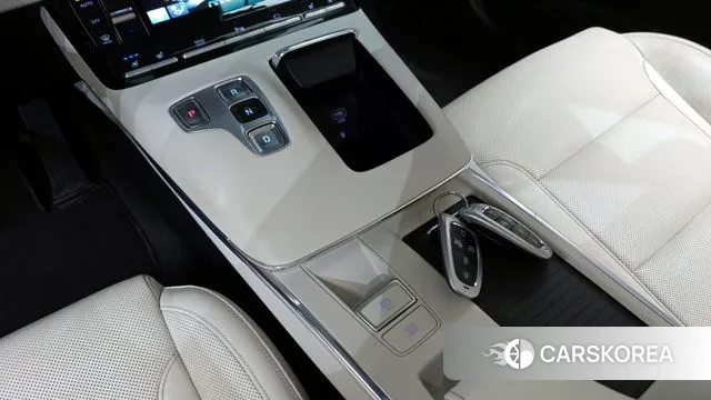 Hyundai The New Grandeur IG id 3059009 из Кореи 19