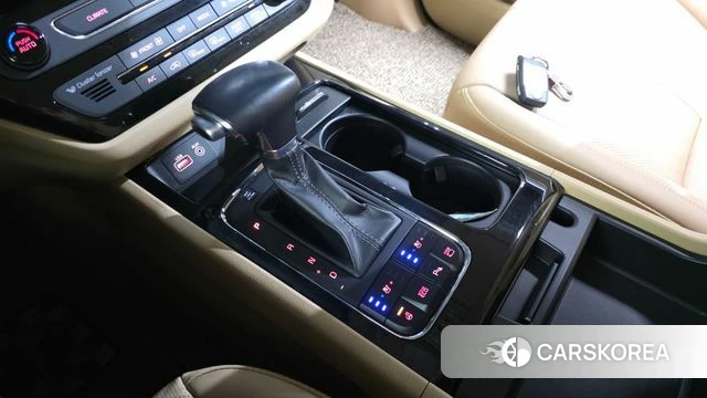 Kia All New Carnival id 4536825 из Кореи 31