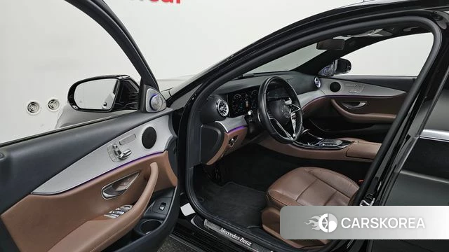 Mercedes-Benz E-Class W213 id 3916355 из Кореи 19