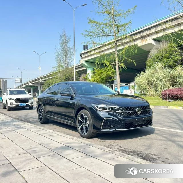 Volkswagen Passat id 3913742 из Китая 11