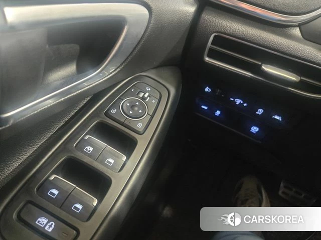Hyundai Sonata (DN8) id 3853312 из Кореи 17