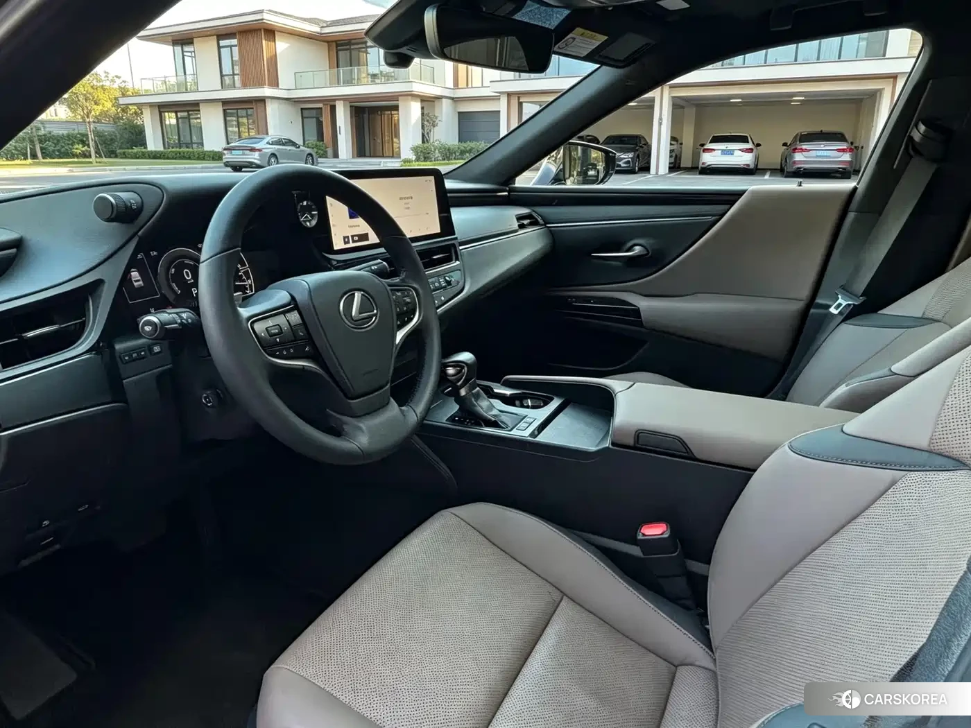 Lexus ES id 4669357 из Китая 9