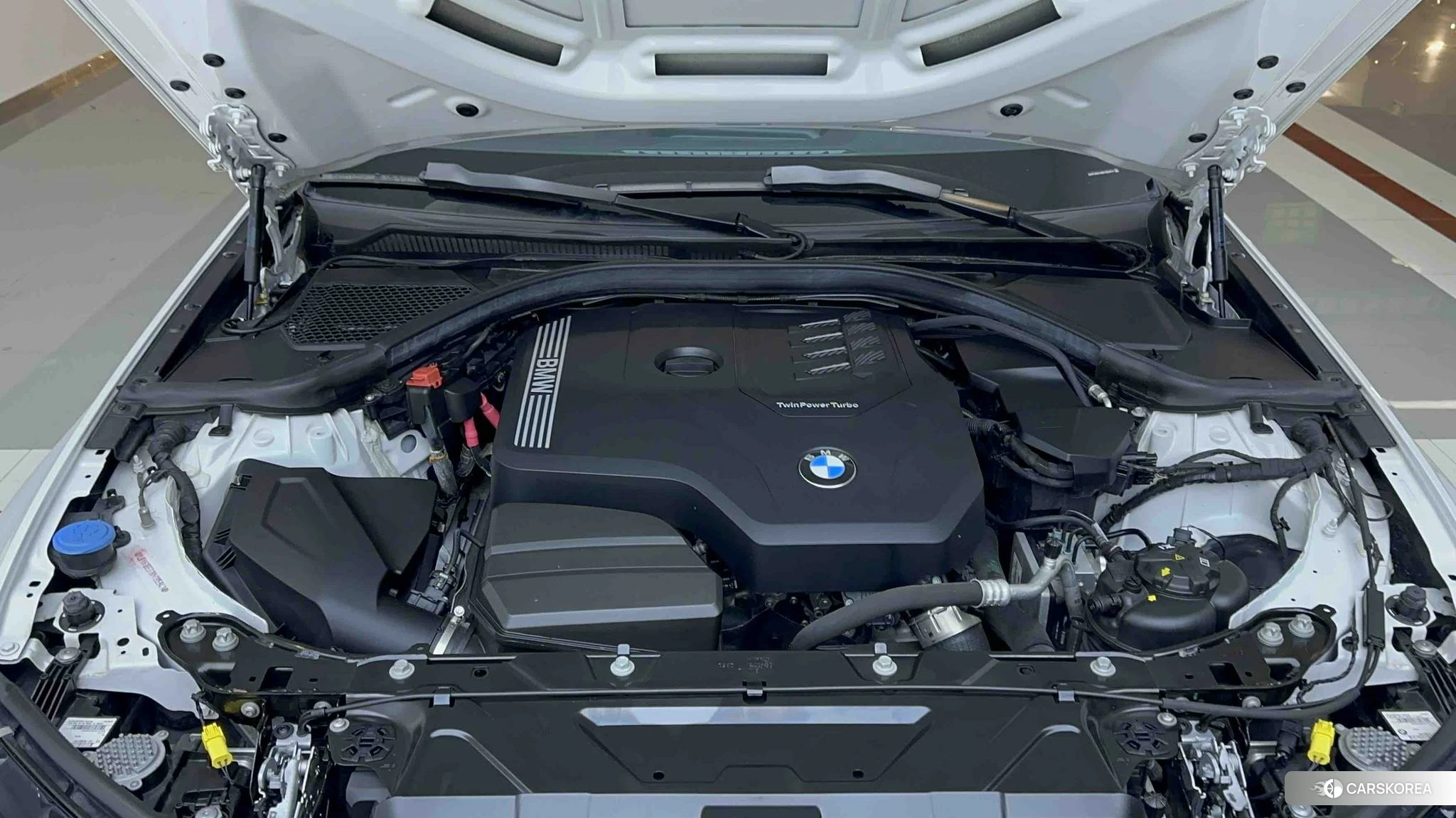 BMW 3 series id 4467584 из Китая 24