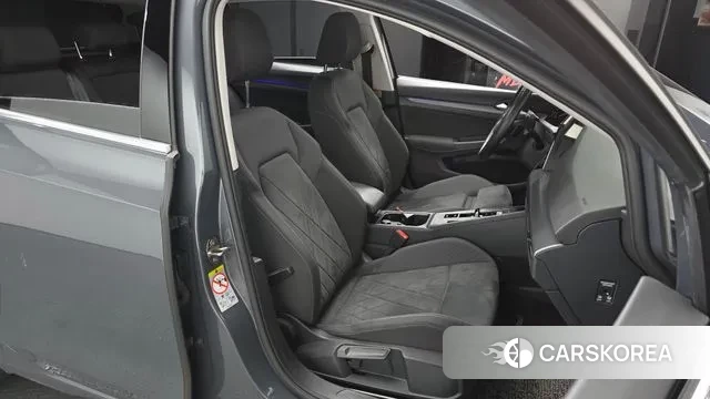 Volkswagen Golf 8th Generation id 3630197 из Кореи 19