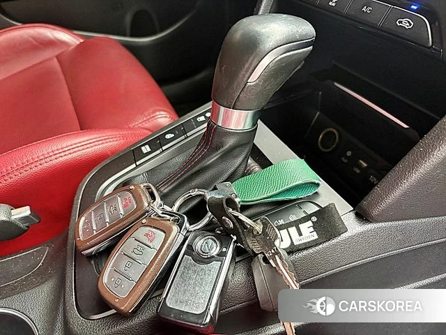 Hyundai Avante AD id 4378239 из Кореи 19