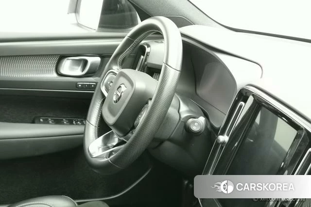 Volvo XC40 id 4254339 из Китая 23