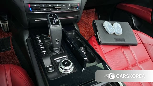 Maserati Ghibli id 3839159 из Кореи 19