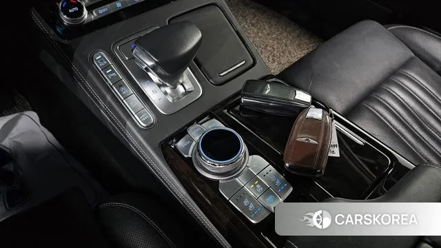 Genesis G90 id 3607915 из Кореи 19